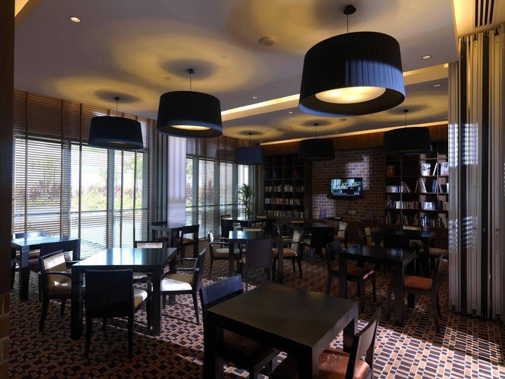 Staybridge Suites Yas Island Abu Dhabi By Ihg Exterior foto